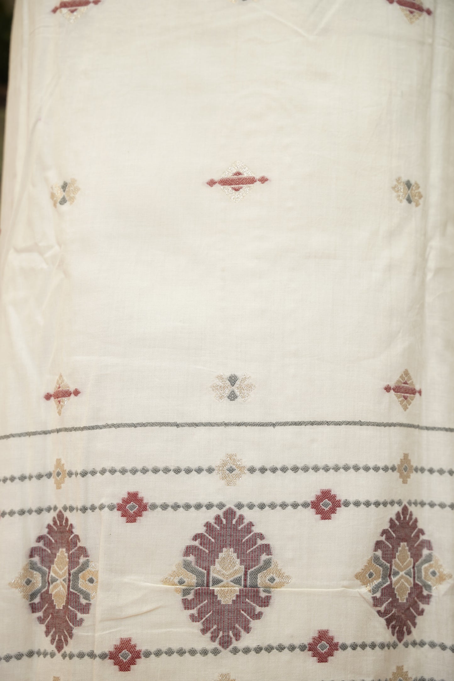 Off White Chanderi Jaamdani Suit