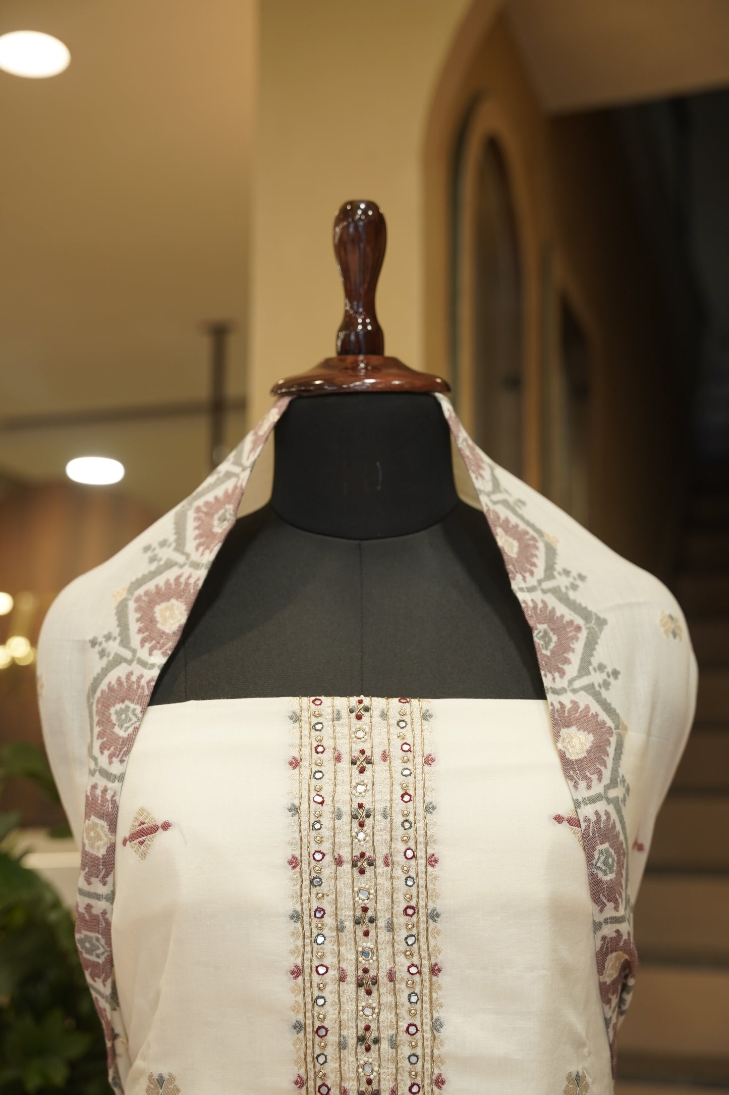 Off White Chanderi Jaamdani Suit