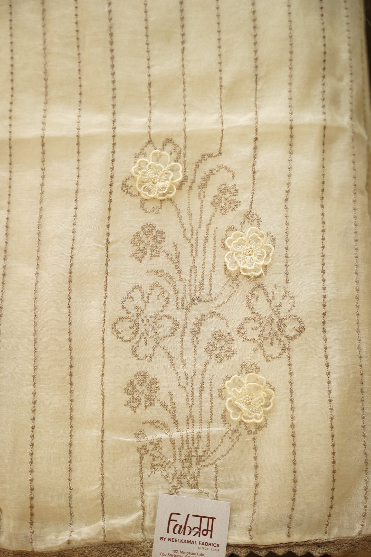Cream Mul Chanderi Suit with Applique Embroidery