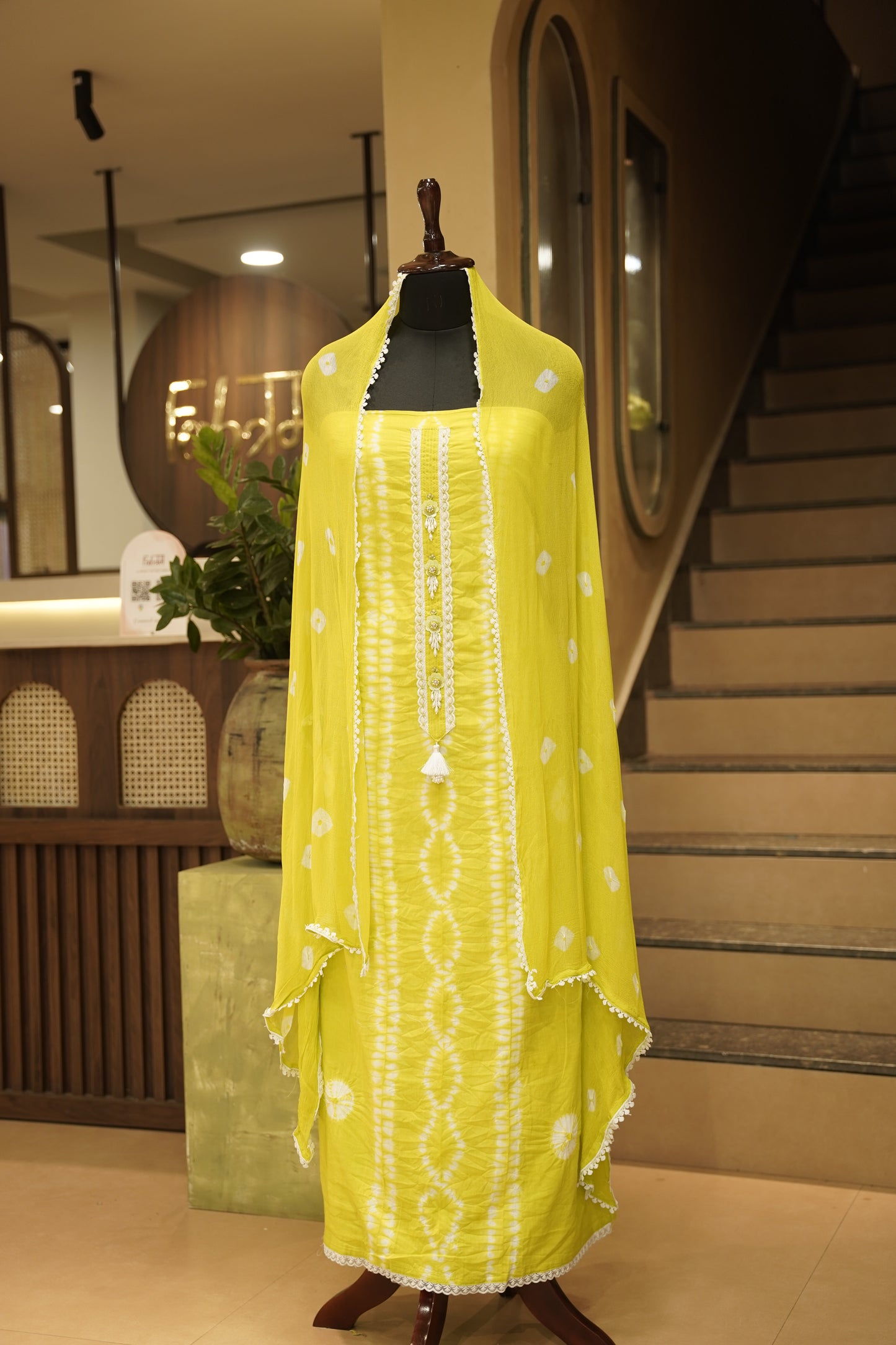 Yellow Cotton Bandhej Suit with Neck Tie