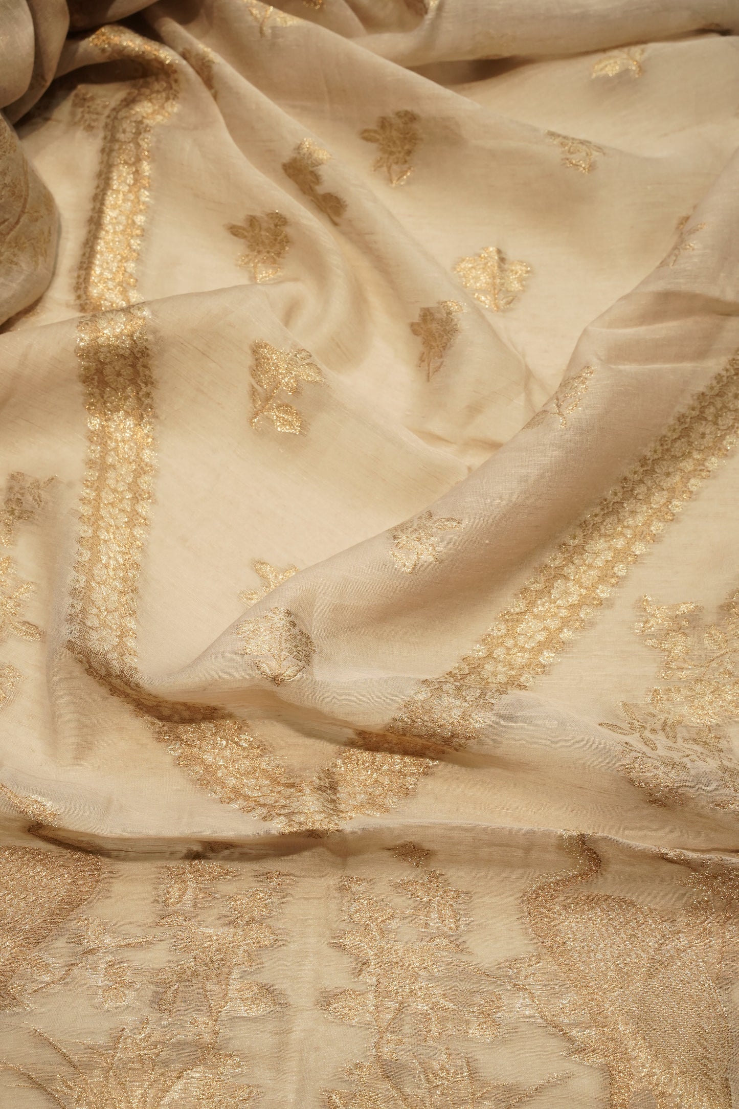 Ivory Handloom Suit with Zari Weaving