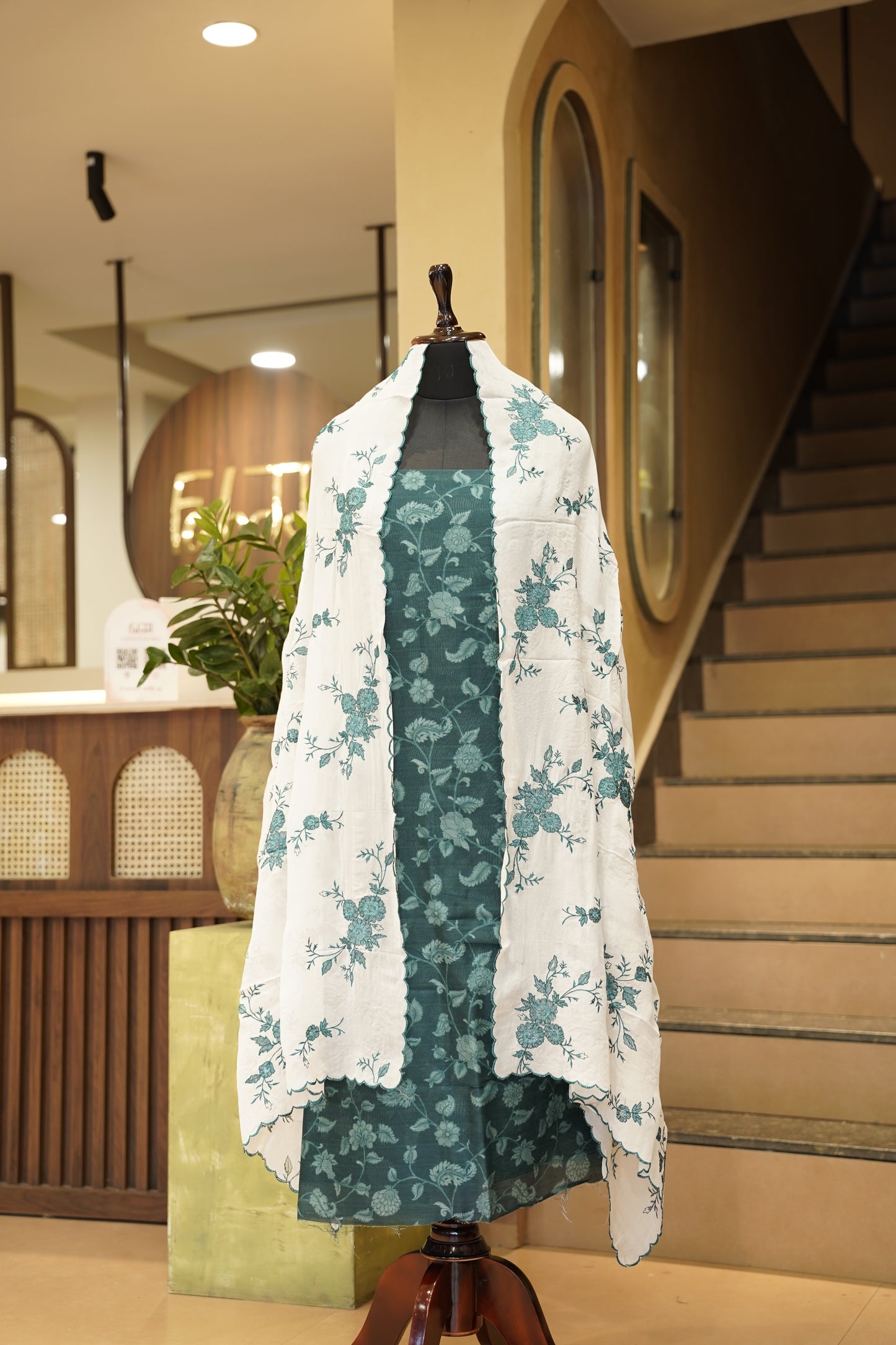 Green Printed Maheshwari Suit