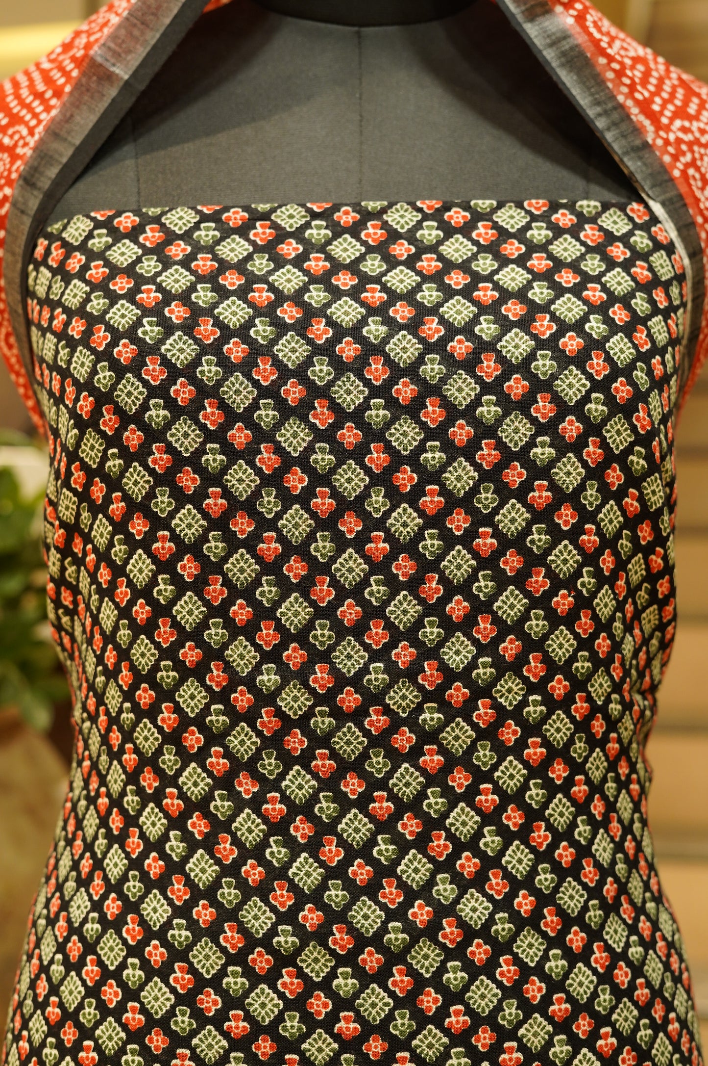 Black Rayon Linen Printed Suit