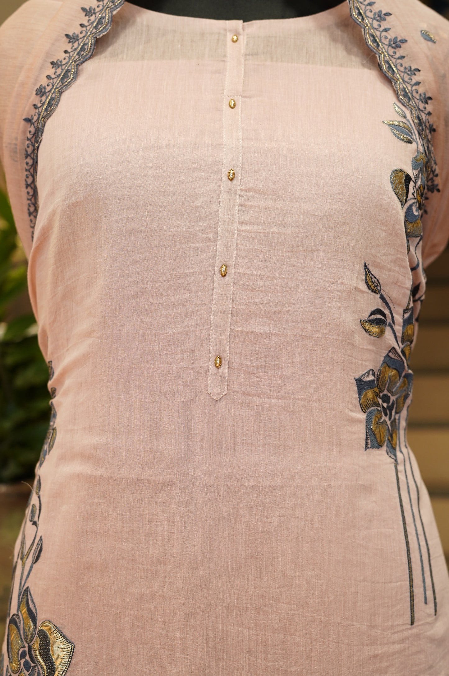 Dusty Pink Mul Chanderi Suit with Foil Applique Embroidery