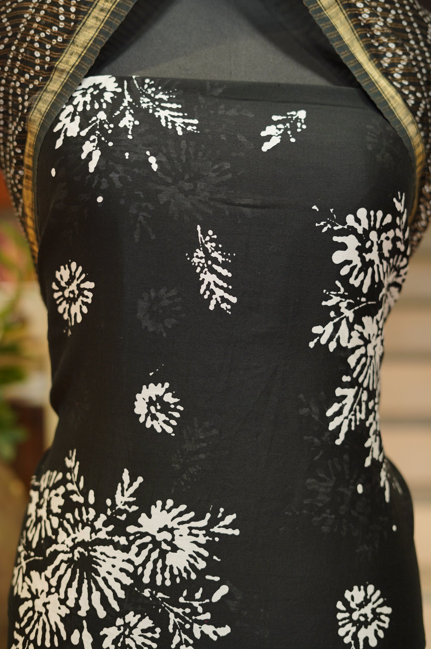 Black Maheshwari Printed Suit