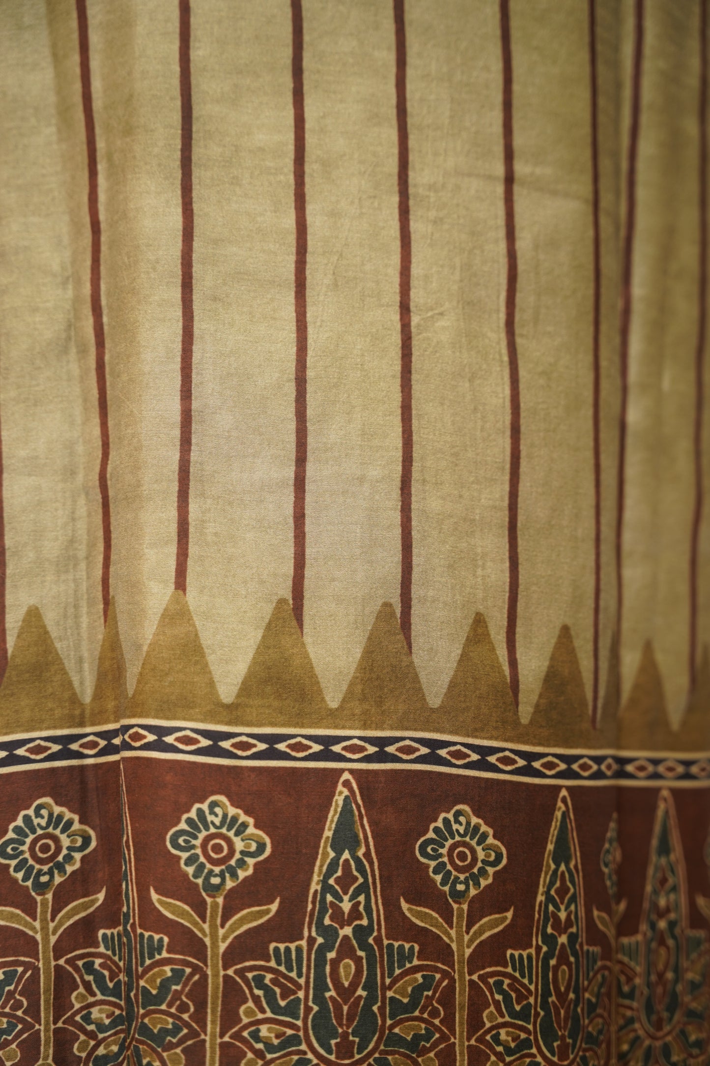 Green Muslin Suit with Ajrakh Print