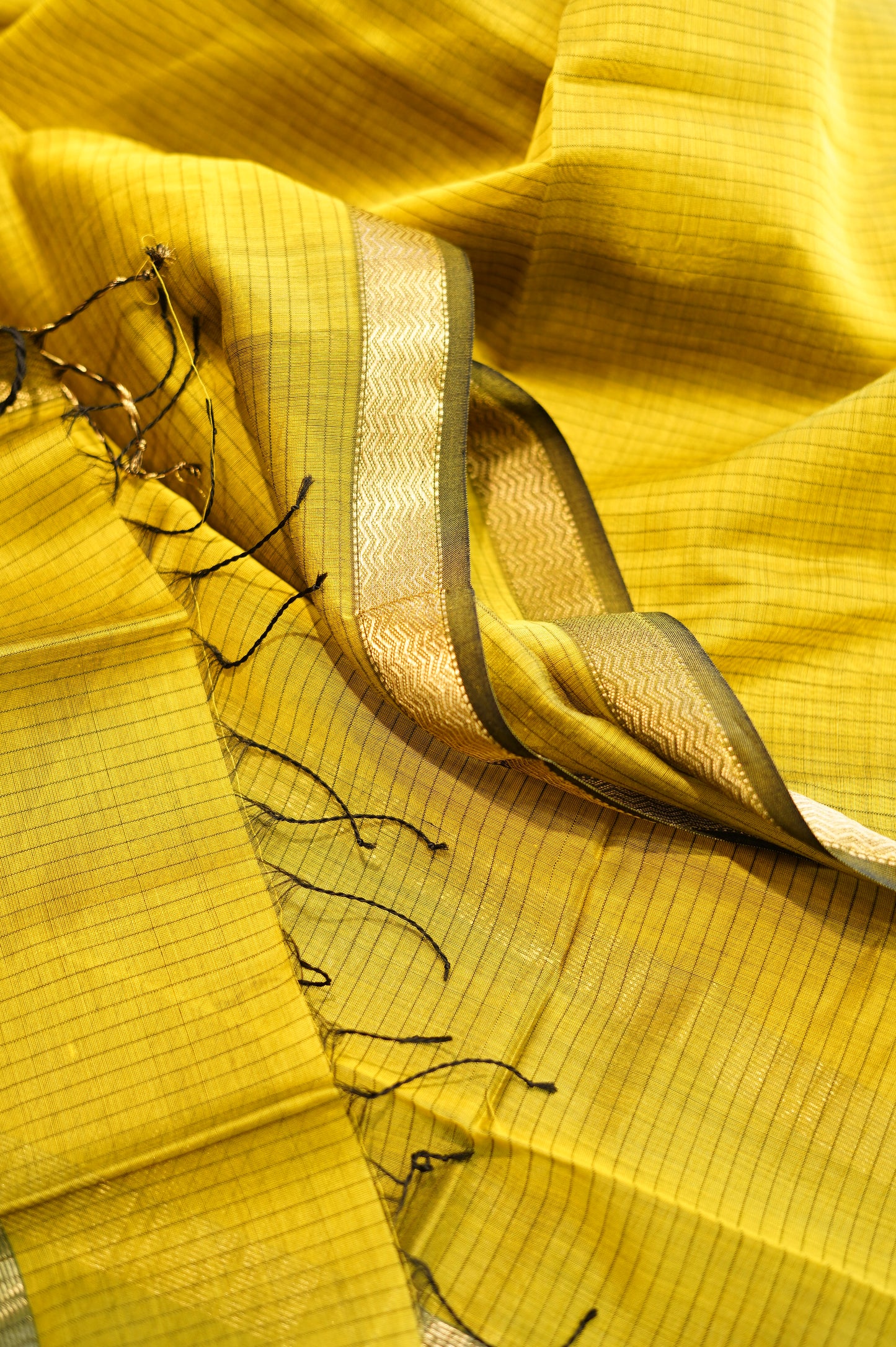 Green Self Maheswari Silk Suit