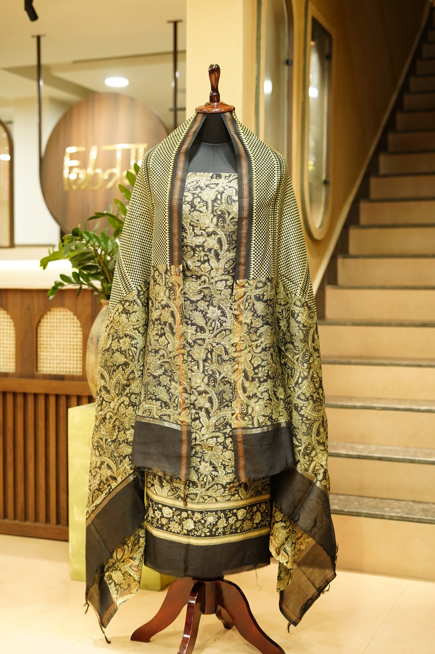 Black Maheshwari Printed Suit