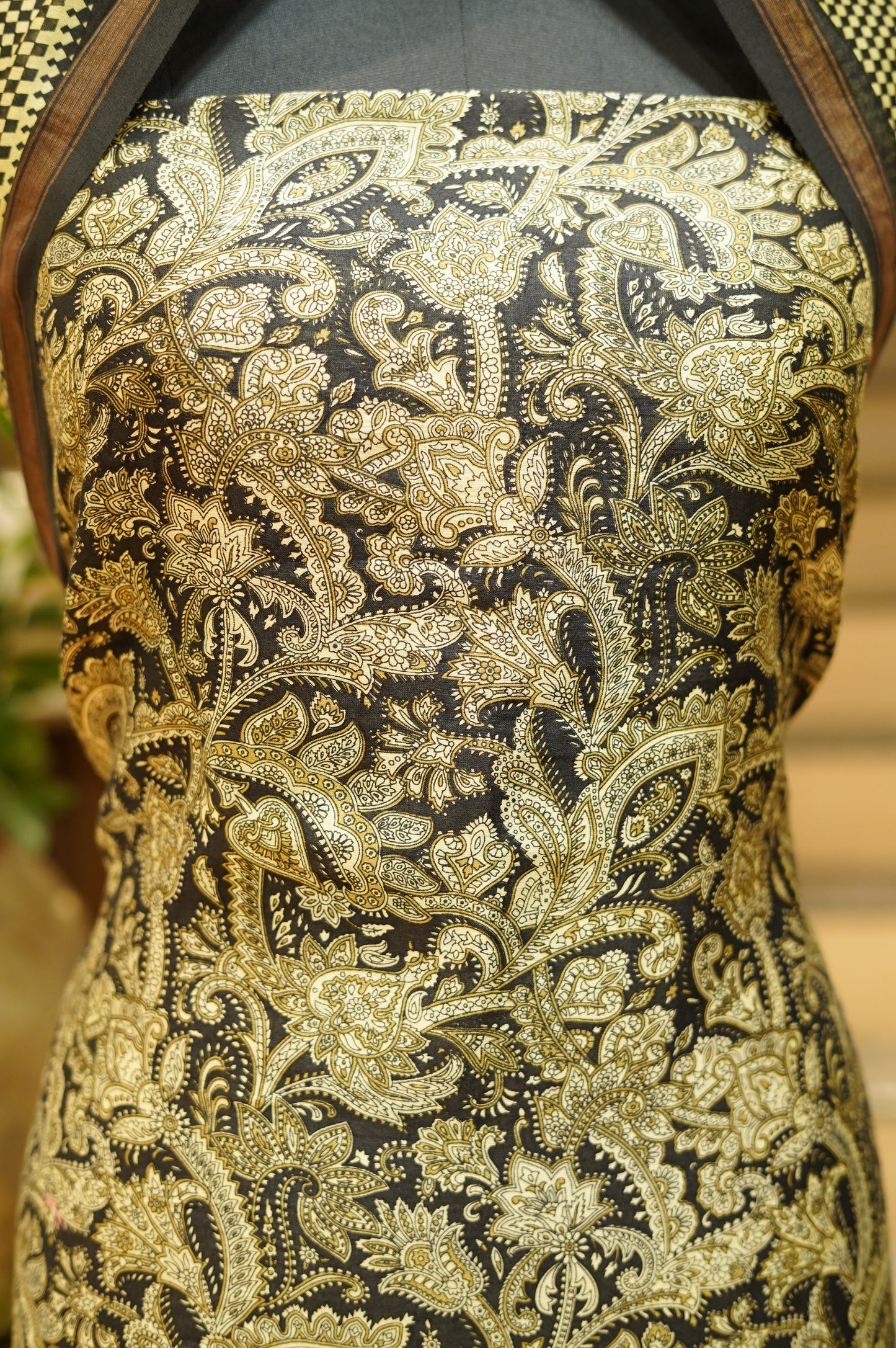 Black Maheshwari Printed Suit