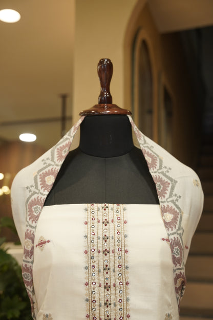 Off White Chanderi Jaamdani Suit
