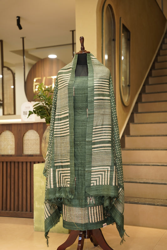 Green Pure Tussar Silk Printed Suit with Hand Katha Work
