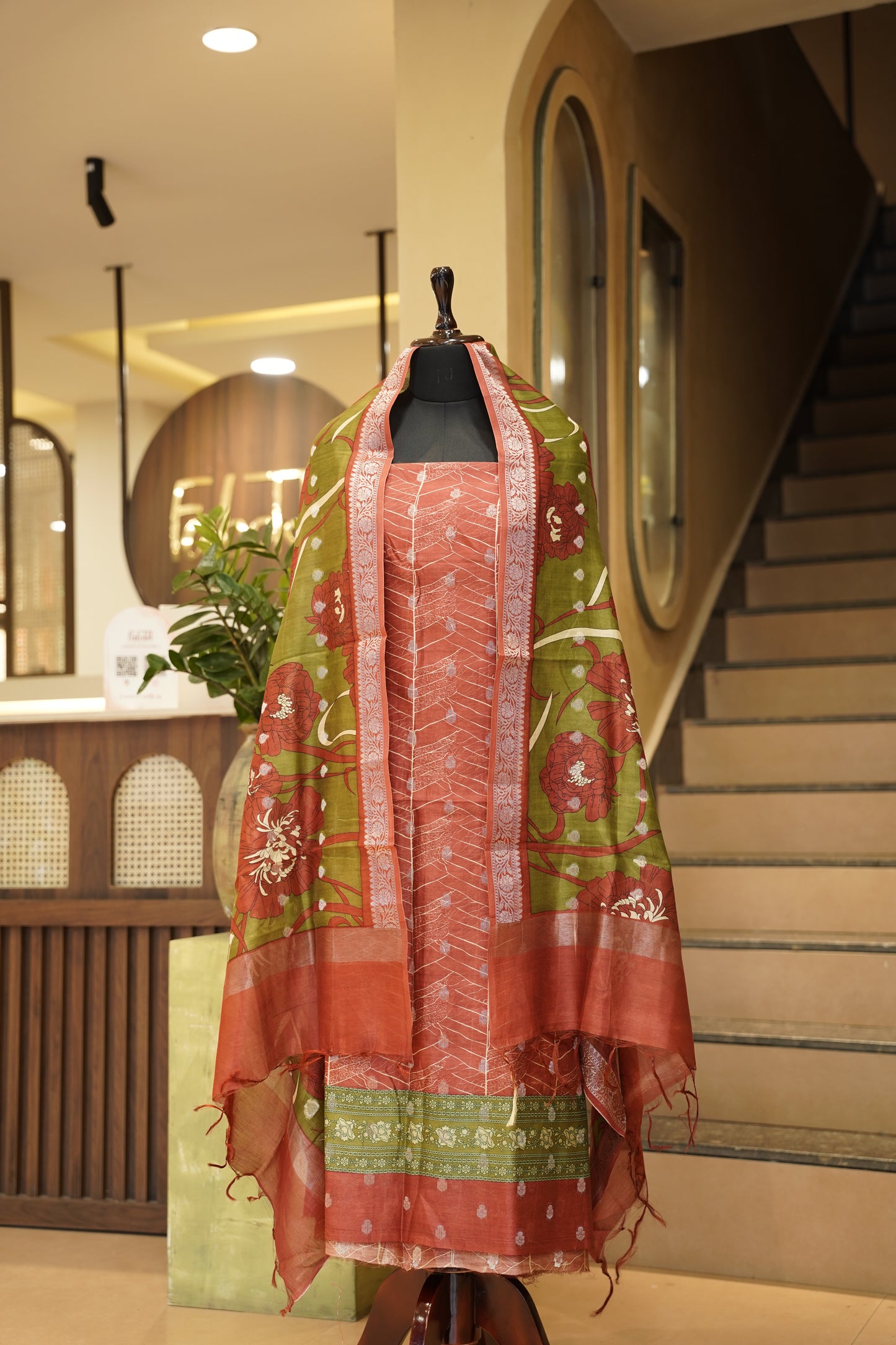 Red Printed Maheshwari Suit with Banarasi Booti