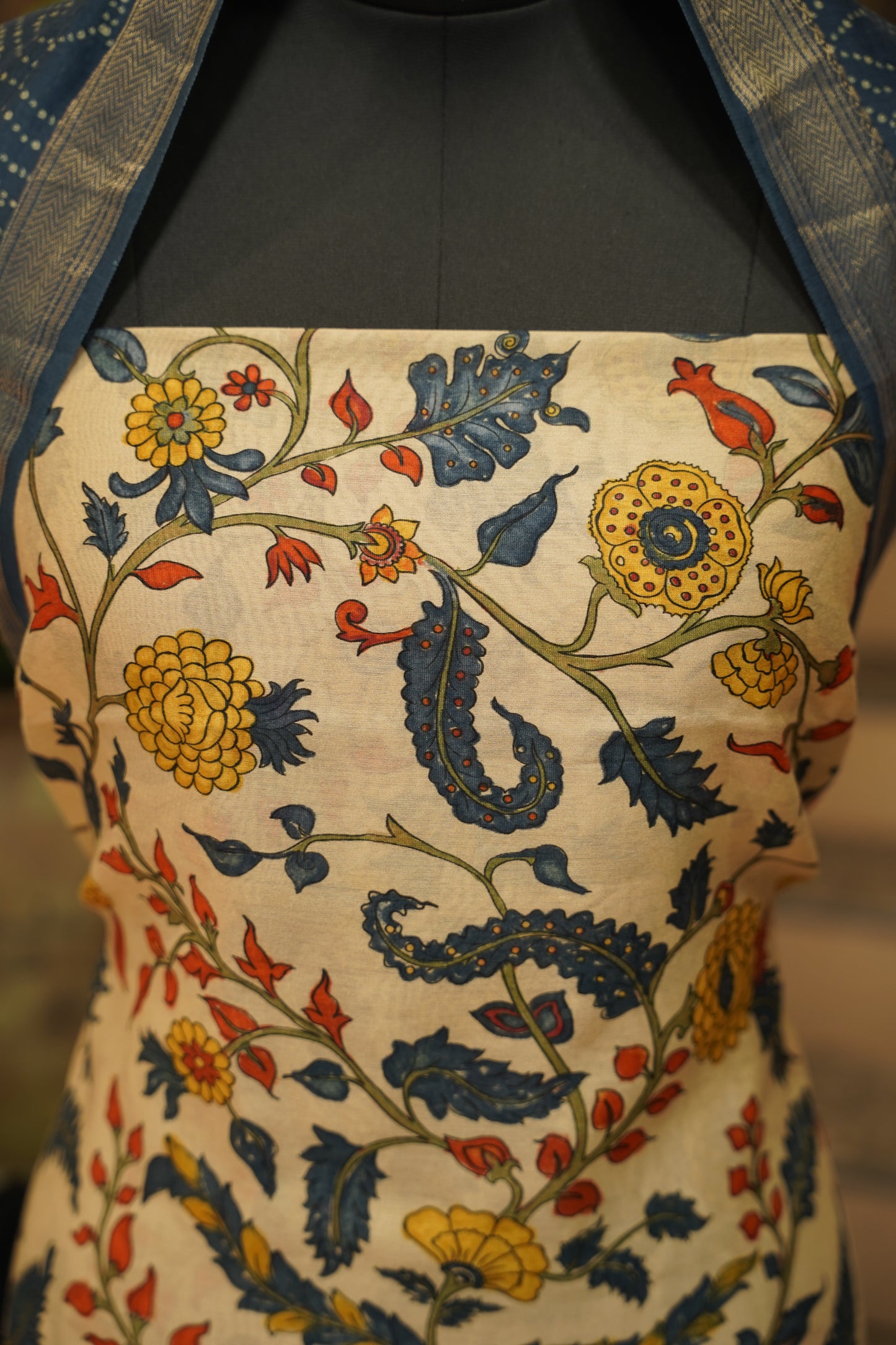 Cream Maheshwari Kalamkari Printed Suit